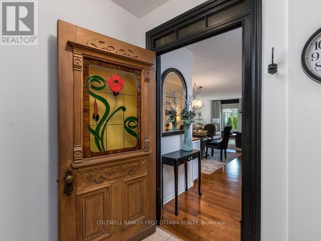 12 KITTANSETT COURT - 6