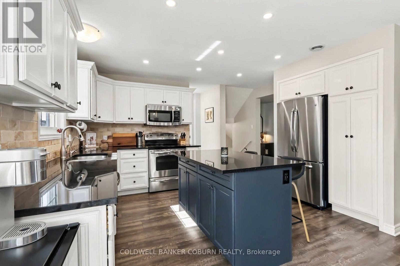77 TABITHA CRESCENT - 11