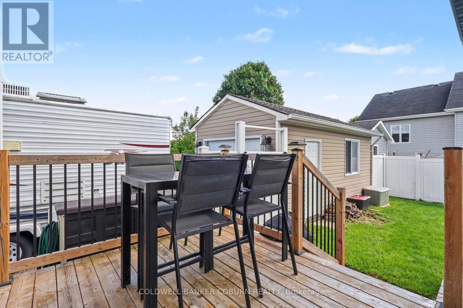 77 TABITHA CRESCENT - 29