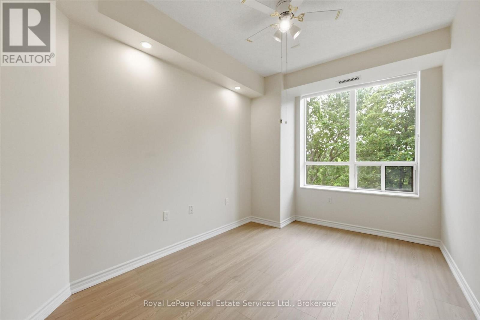 #1510 100 BURLOAK DRIVE - 18