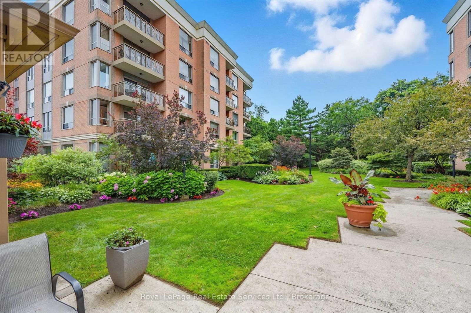 #1510 100 BURLOAK DRIVE - 35