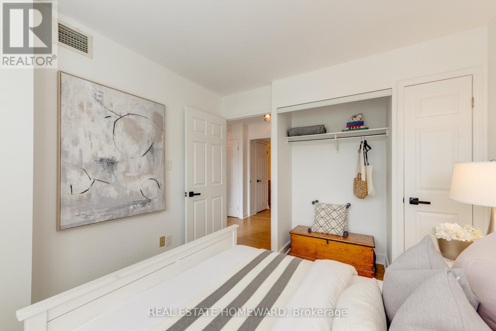 #304 716 KINGSTON ROAD - 10