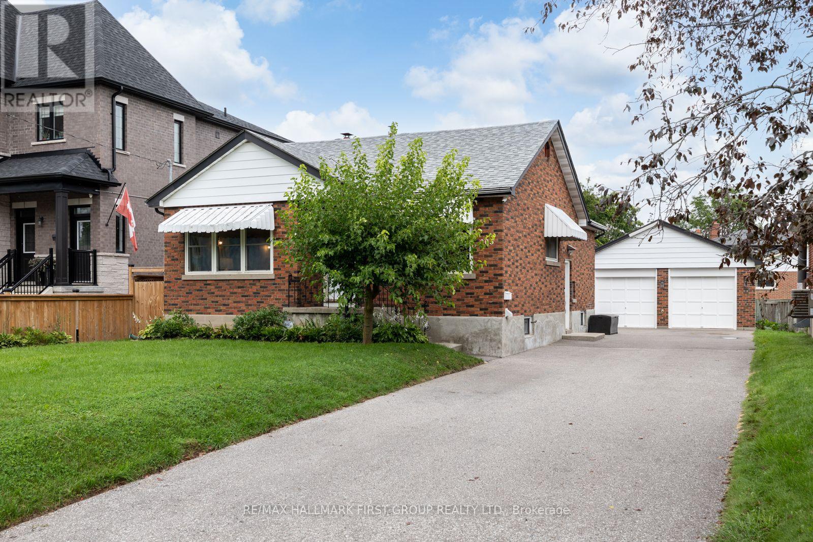 205 FAREWELL STREET, Oshawa (Donevan) — photo 4