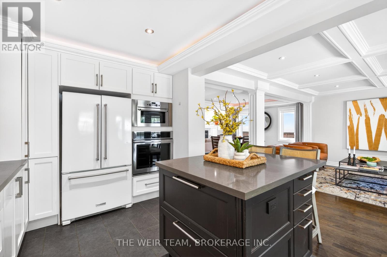 92 GRADWELL DRIVE - 22