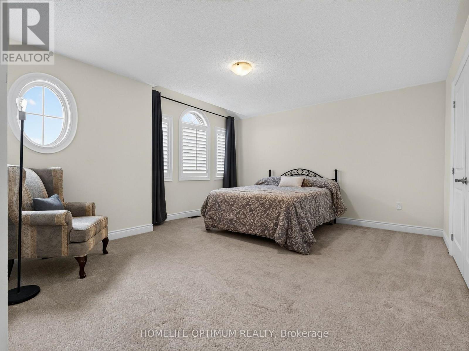 83 STRACHAN TRAIL - 23