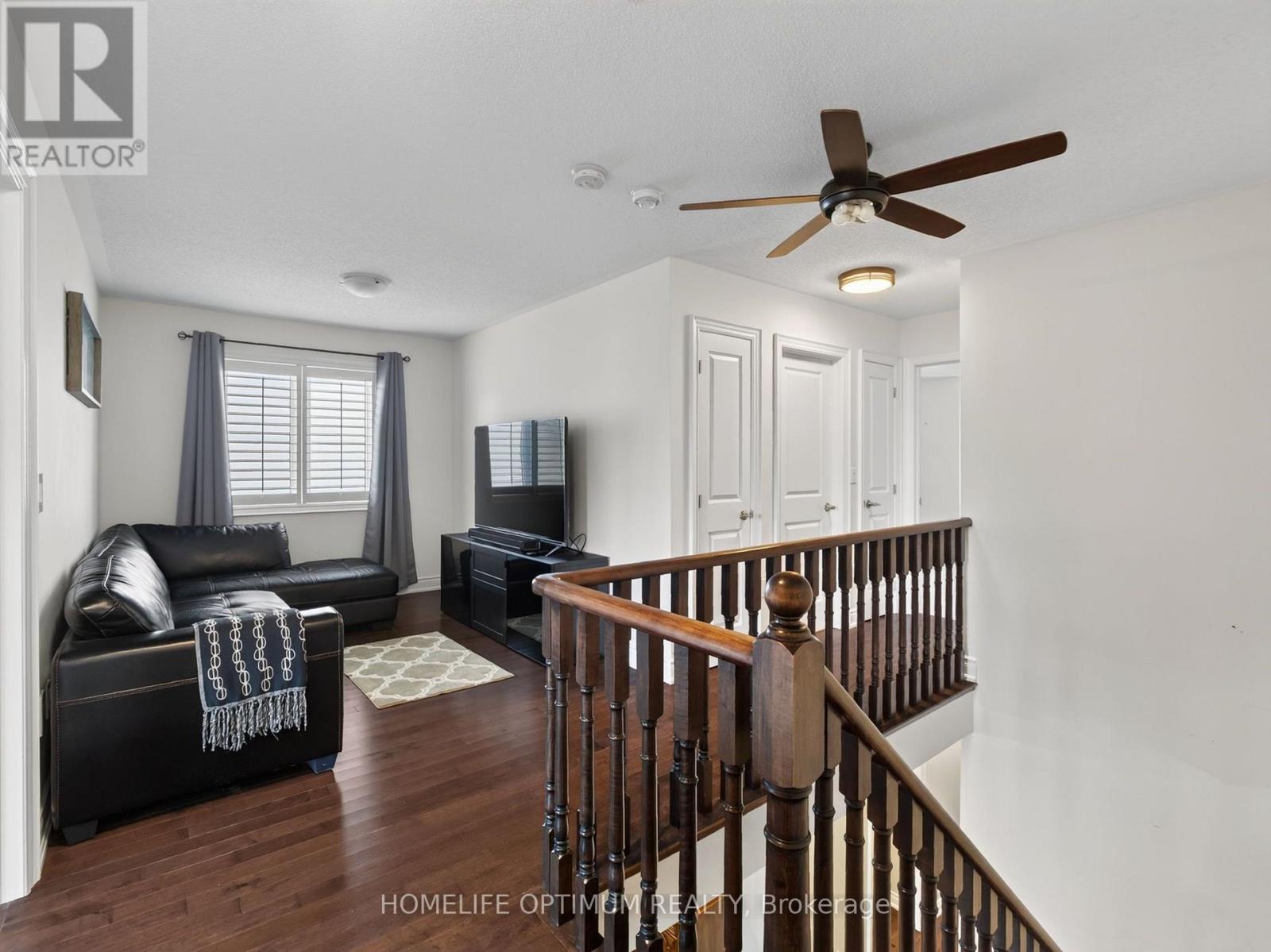 83 STRACHAN TRAIL - 27