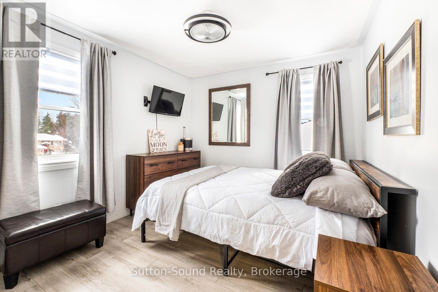 35 PINE TREE DRIVE - Image 25