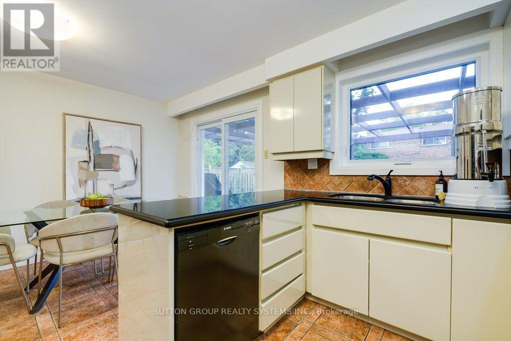 93 POPLAR HEIGHTS DRIVE - 16