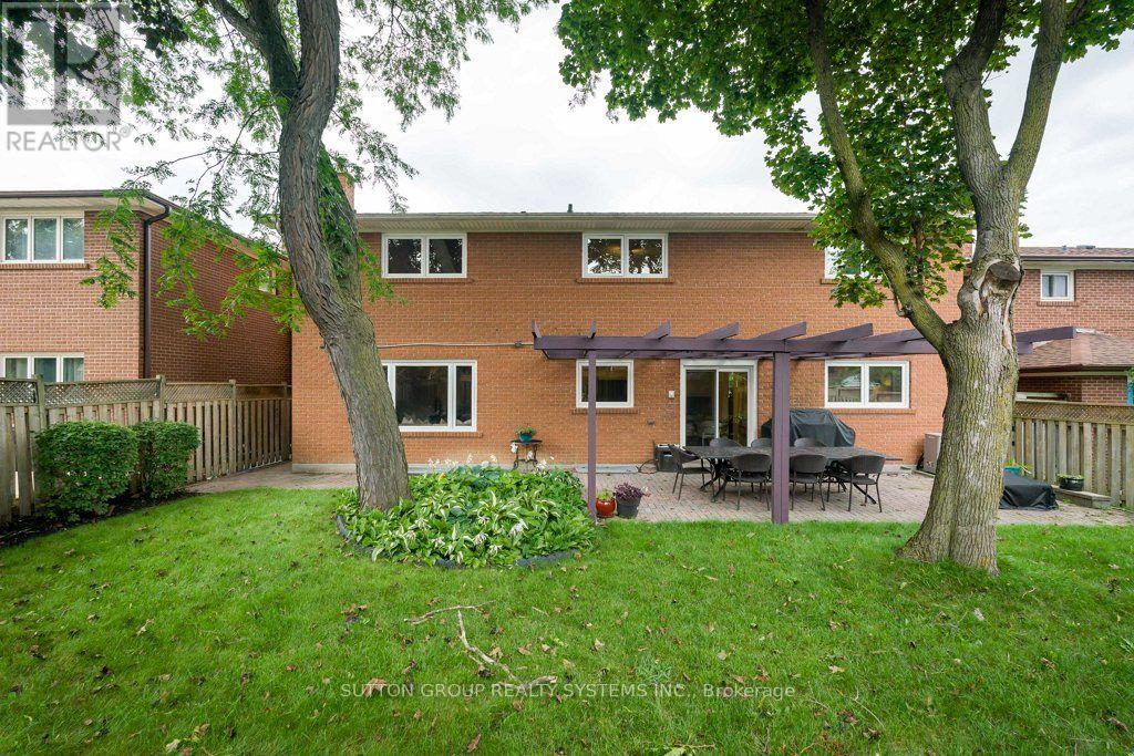 93 POPLAR HEIGHTS DRIVE - 44