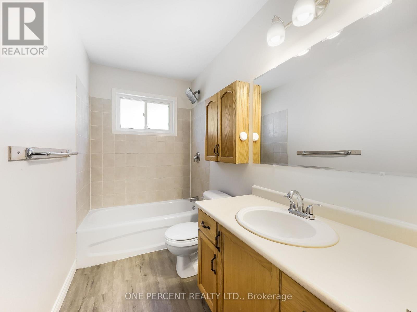 27 FARADAY GARDENS - 12