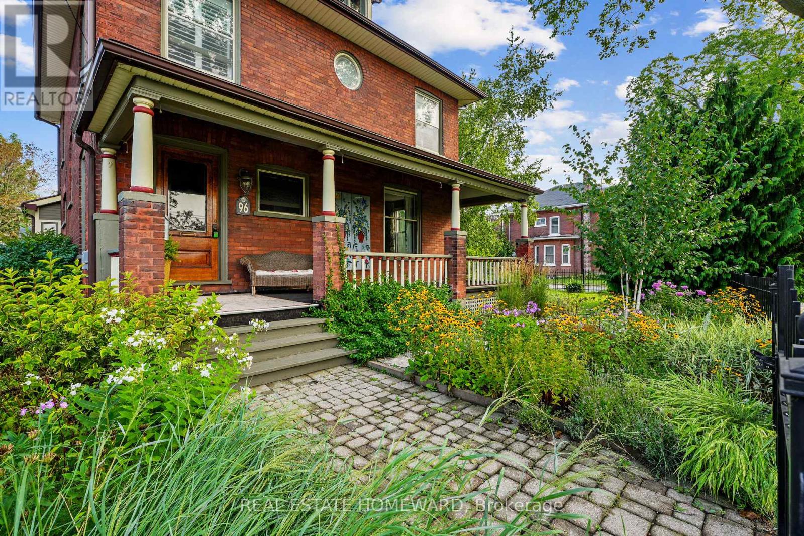 96 JAMES STREET W - 34