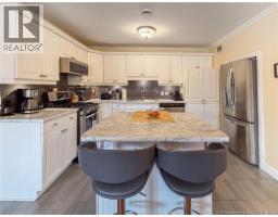 44 Brown Boulevard Unit# 2F, photo 5