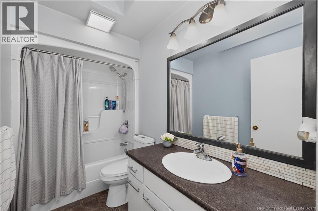 56 Fairway Boulevard - Image 19