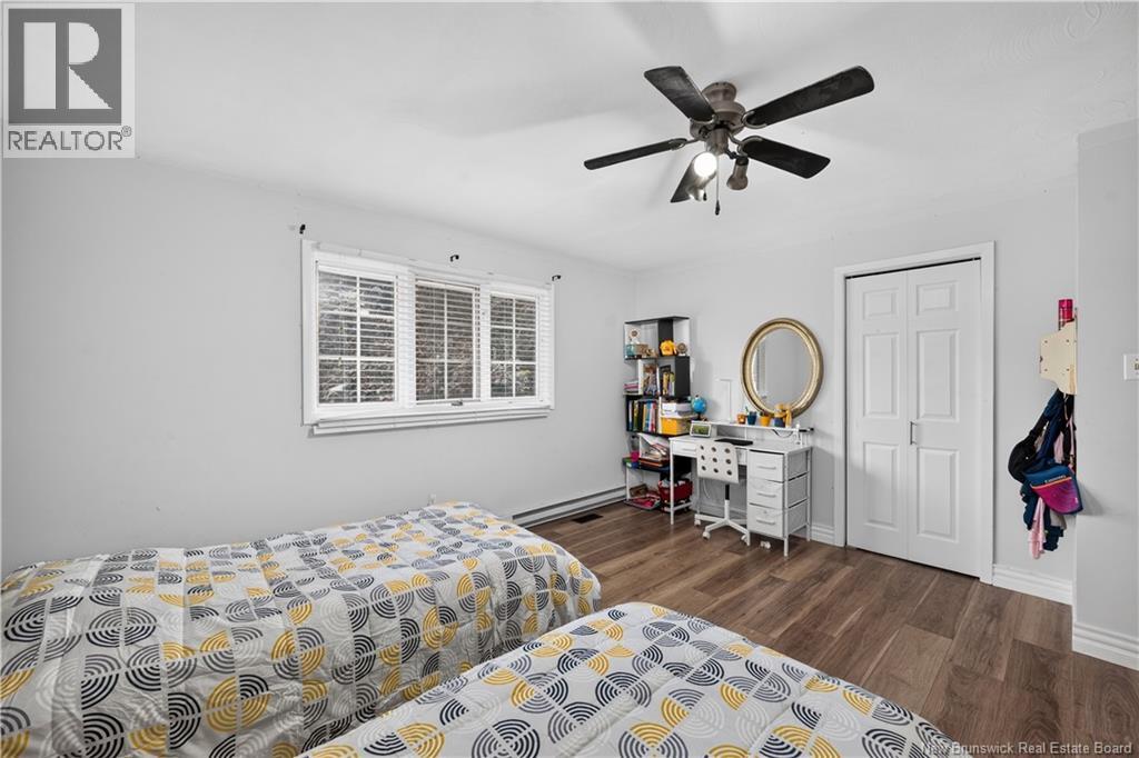 56 Fairway Boulevard - Image 24