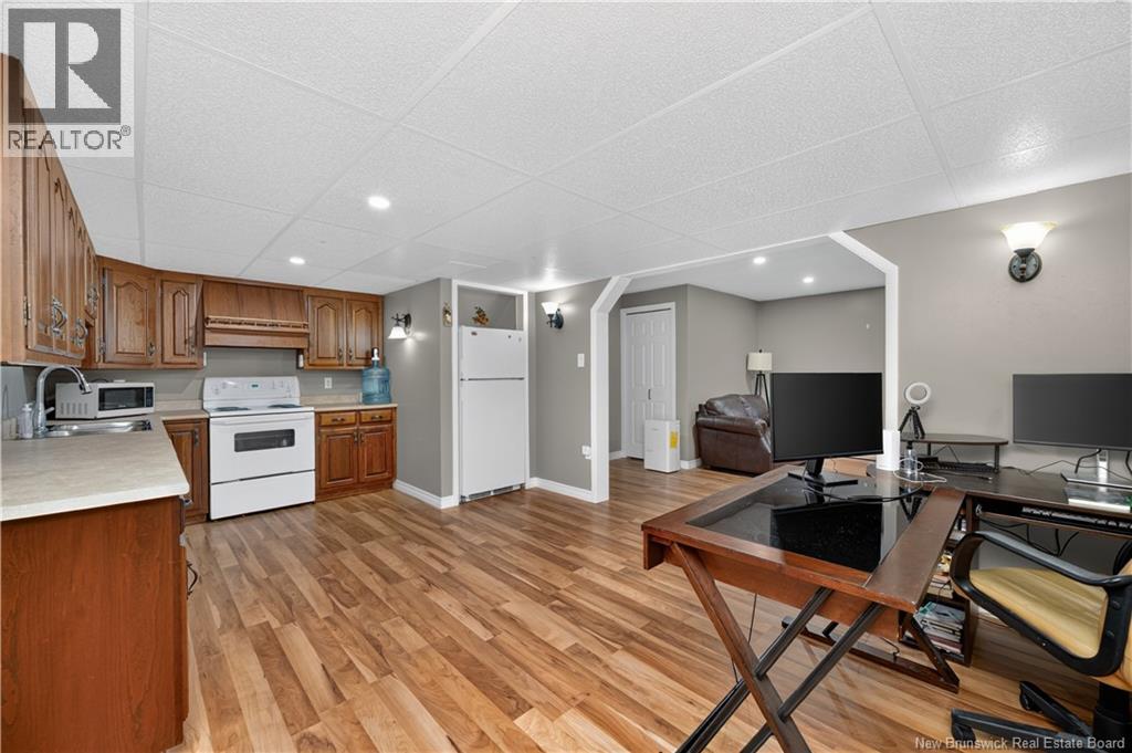 56 Fairway Boulevard - Image 29