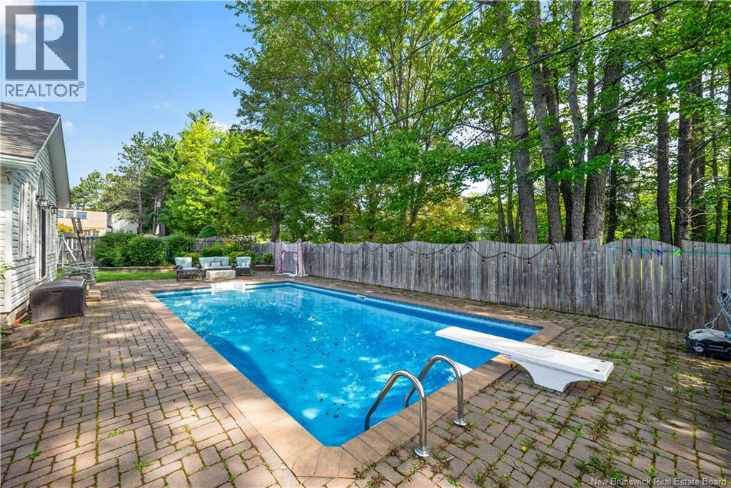 56 Fairway Boulevard - Image 35