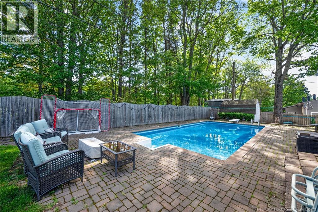 56 Fairway Boulevard - Image 40