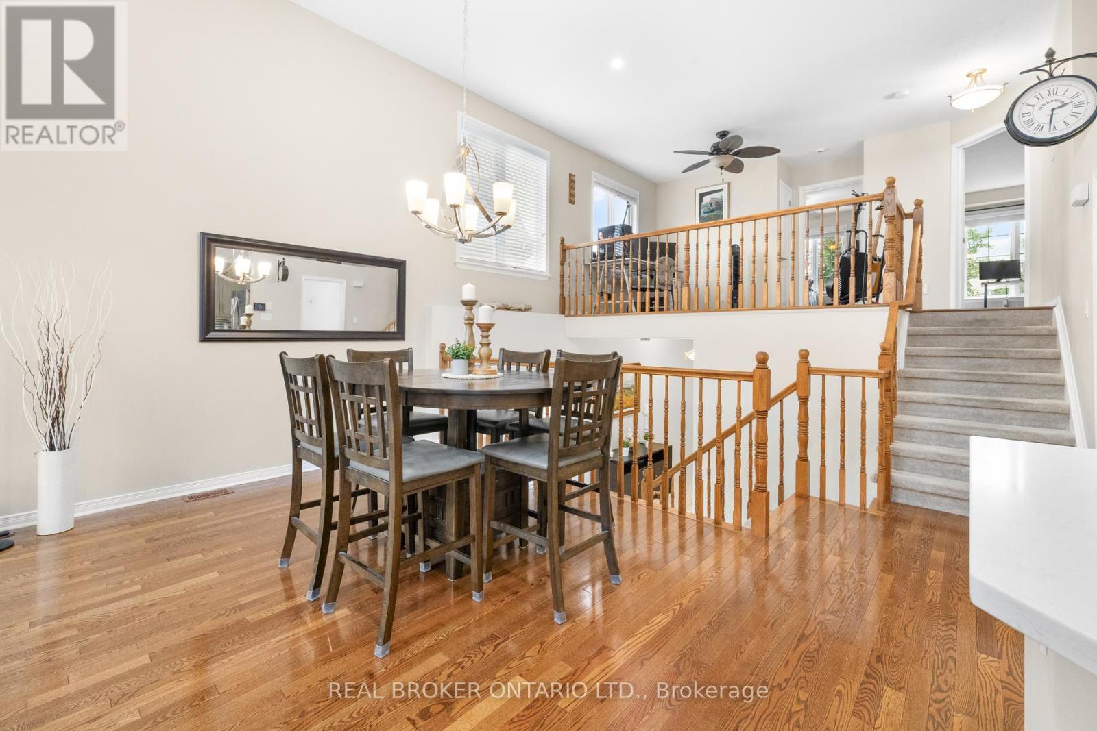 3 Bed, 3 Bath House for Sale in Ottawa – 132 MACASSA CIRCLE, Ottawa – MLS# X13751746 - Image 11