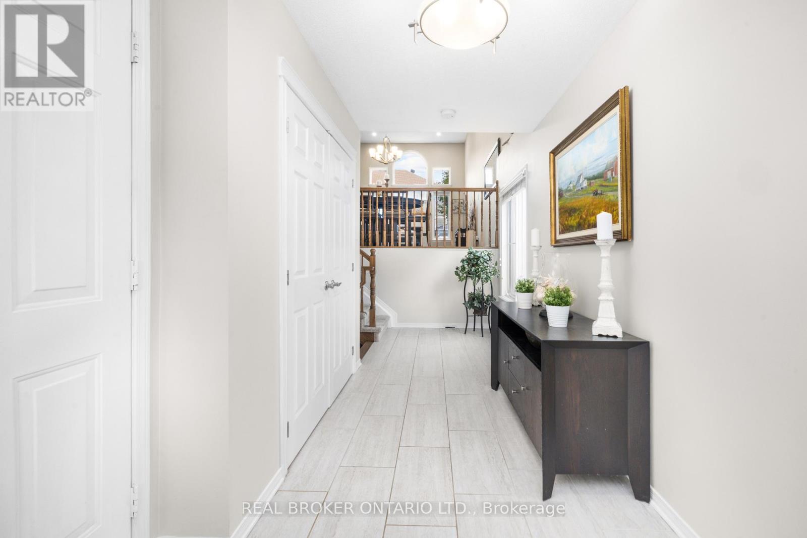 132 MACASSA CIRCLE, Ottawa — photo 6