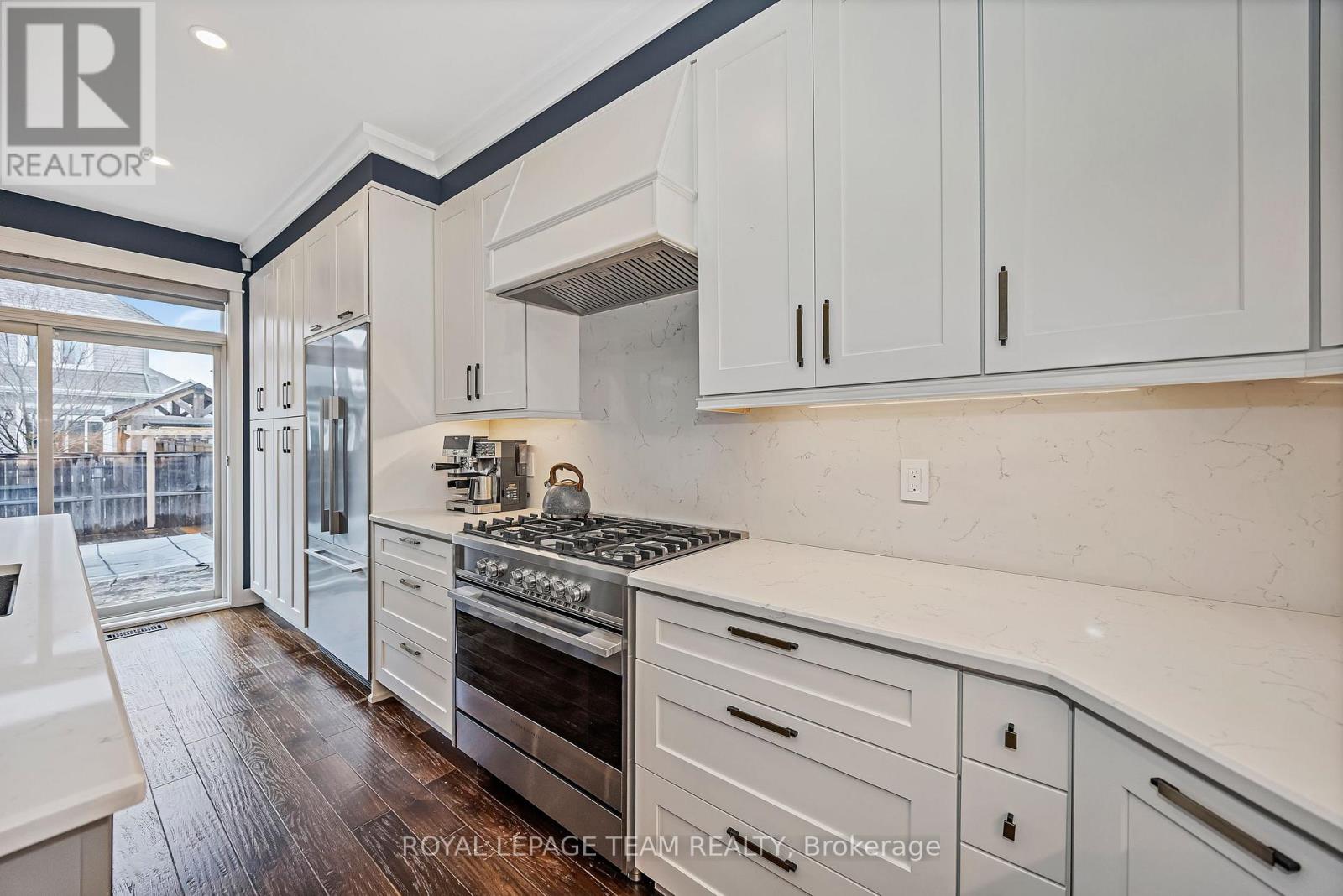 4 Bed, 3 Bath House for Sale in Ottawa – 2842 GRAND CANAL STREET, Ottawa – MLS# X13751798 - Image 11