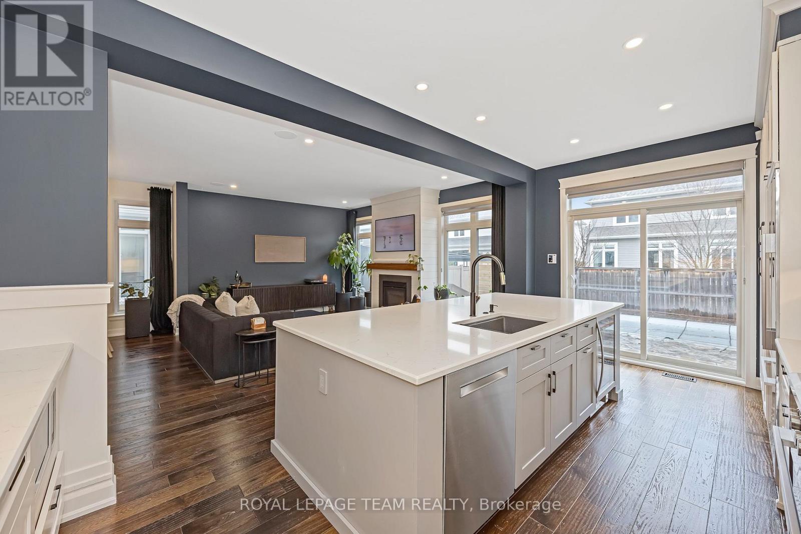 4 Bed, 3 Bath House for Sale in Ottawa – 2842 GRAND CANAL STREET, Ottawa – MLS# X13751798 - Image 12