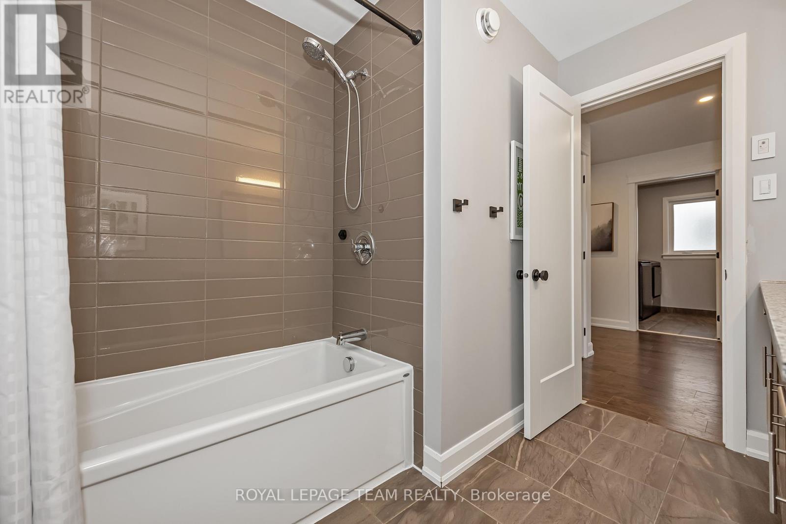 4 Bed, 3 Bath House for Sale in Ottawa – 2842 GRAND CANAL STREET, Ottawa – MLS# X13751798 - Image 33