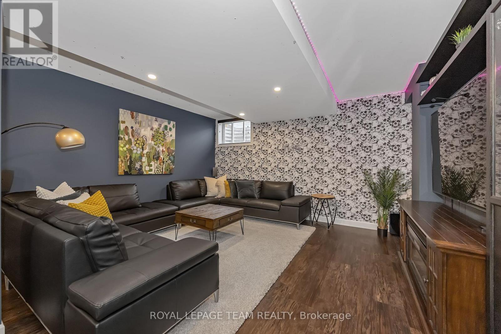 4 Bed, 3 Bath House for Sale in Ottawa – 2842 GRAND CANAL STREET, Ottawa – MLS# X13751798 - Image 39