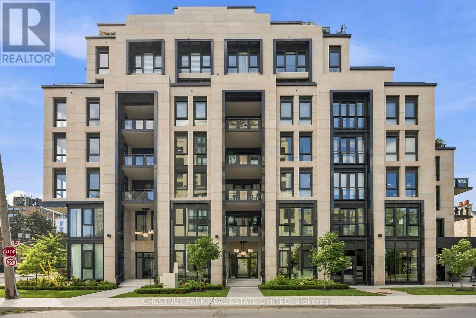 #101 2 FOREST HILL ROAD - 28