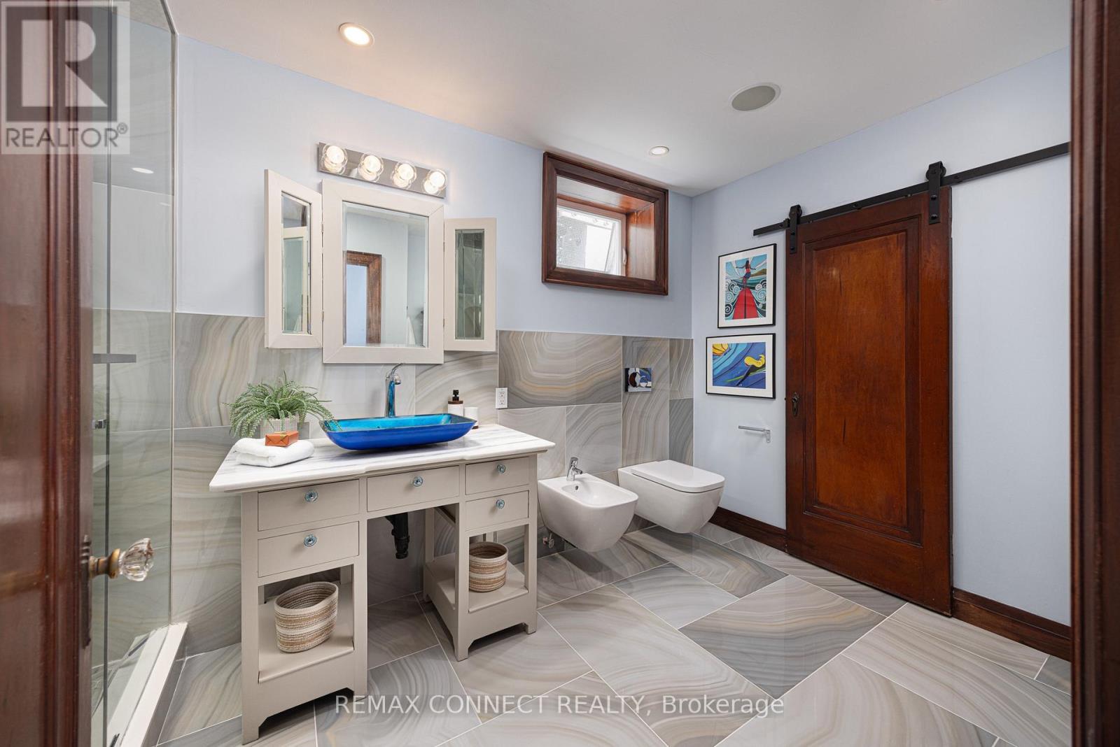 29 DENISON AVENUE - 24