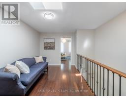 251a Chisholm Avenue, Toronto, ON M4C4W5 Photo 11