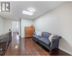 251a Chisholm Avenue, Toronto, ON M4C4W5 Photo 12