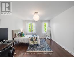 251a Chisholm Avenue, Toronto, ON M4C4W5 Photo 13