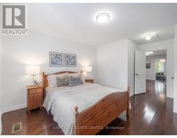 251a Chisholm Avenue, Toronto, ON M4C4W5 Photo 19