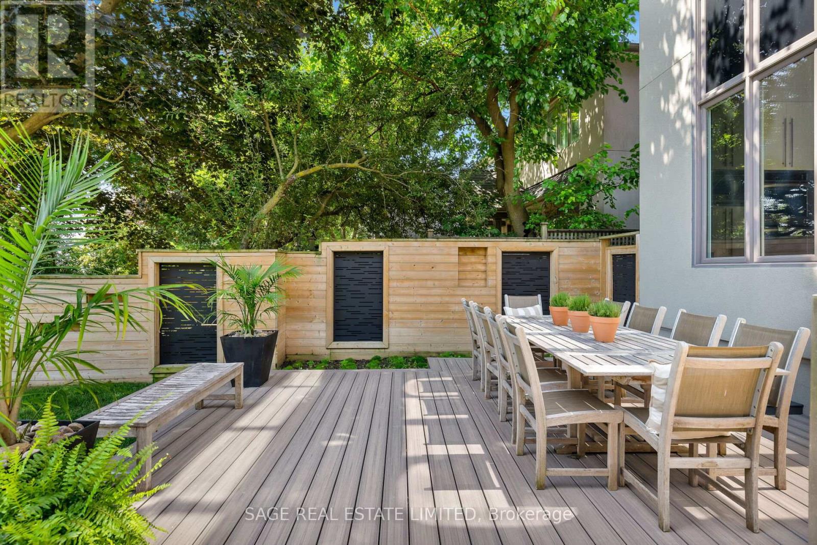79 FISHLEIGH DRIVE - 22