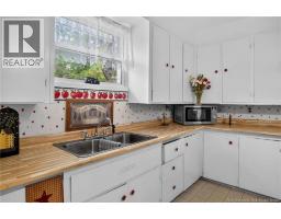 28 Twilight Avenue, photo 18