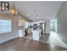 35 Anastasia Crescent, photo 14