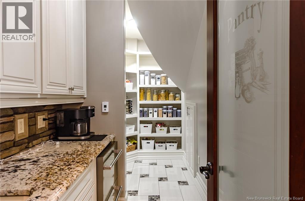 380 Model Farm Road - 14