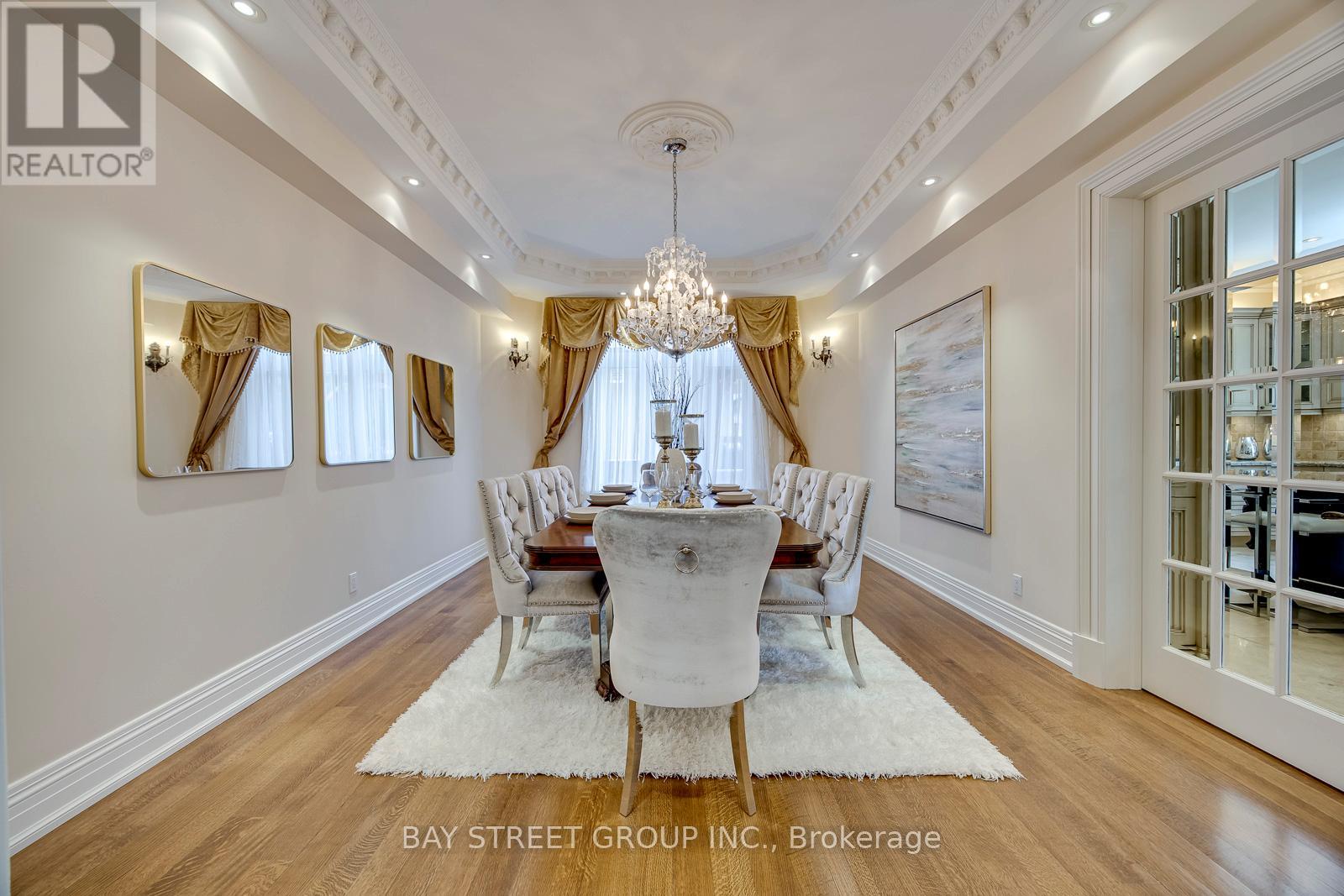 56 WINCHESTER LANE - 13