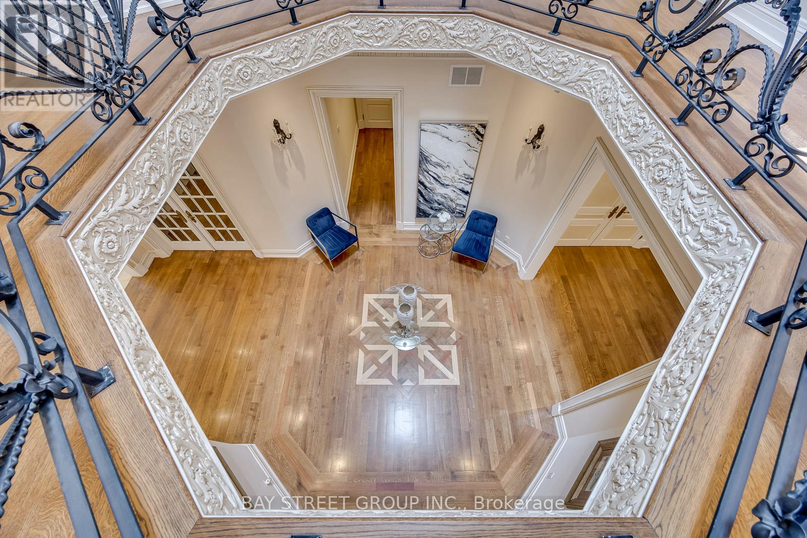 56 WINCHESTER LANE - 23