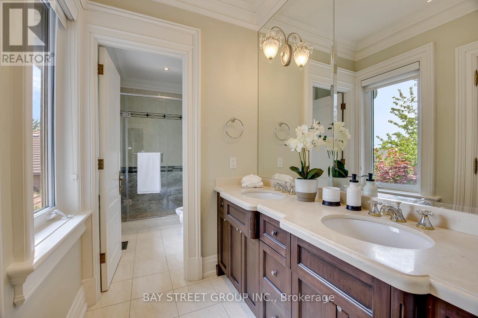 56 WINCHESTER LANE - 36