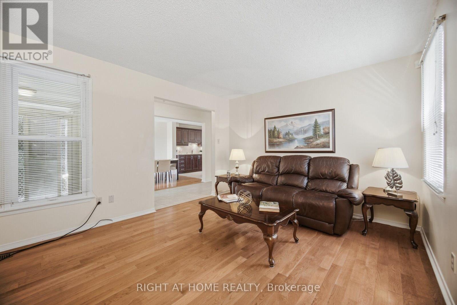 236 AUSTIN DRIVE - 10