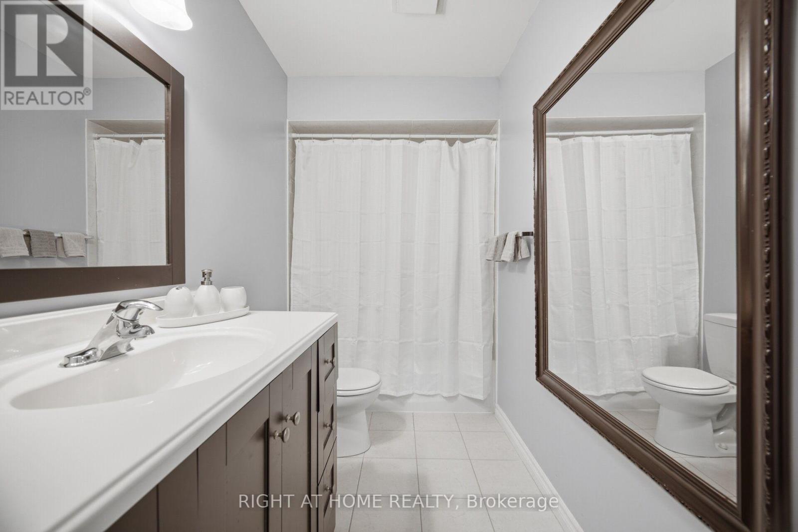 236 AUSTIN DRIVE - Image 33