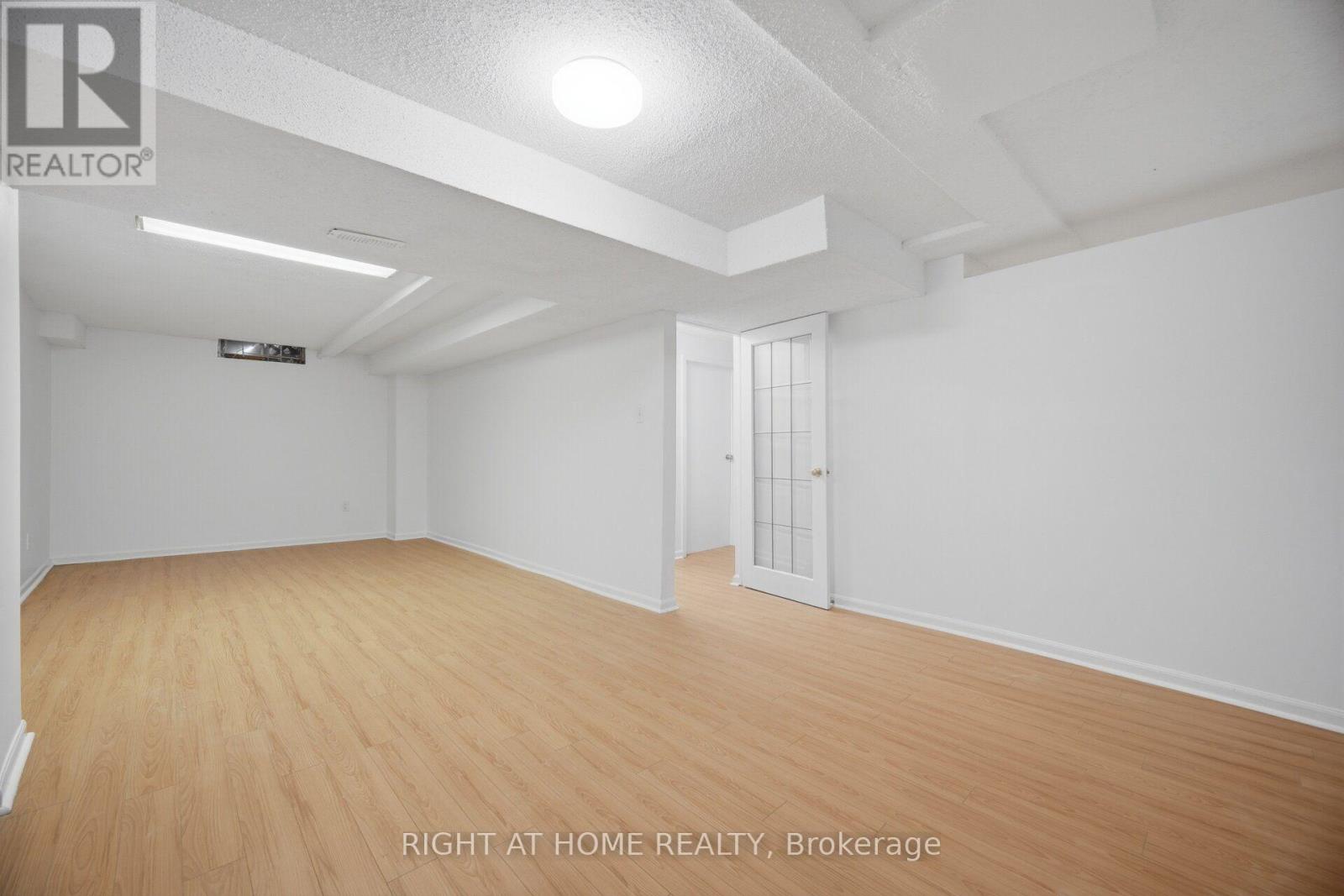236 AUSTIN DRIVE - Image 38