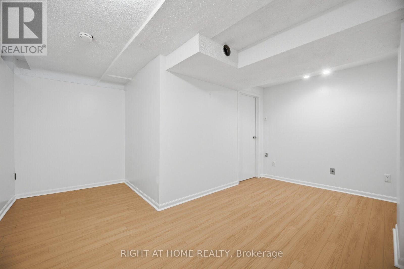 236 AUSTIN DRIVE - 39