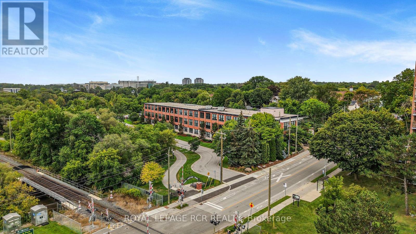 #207 543 TIMOTHY STREET - 19