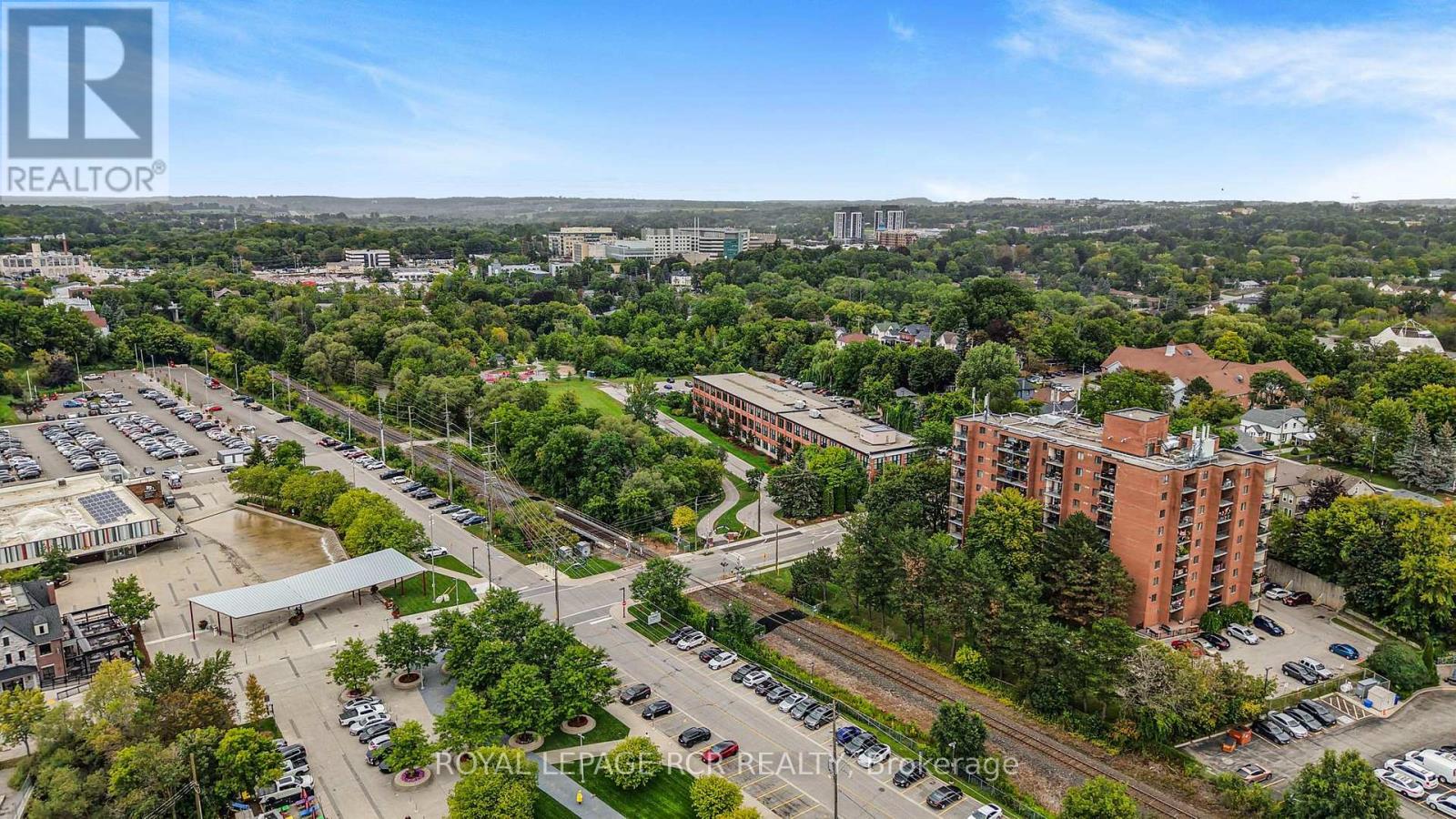 #207 543 TIMOTHY STREET - 21