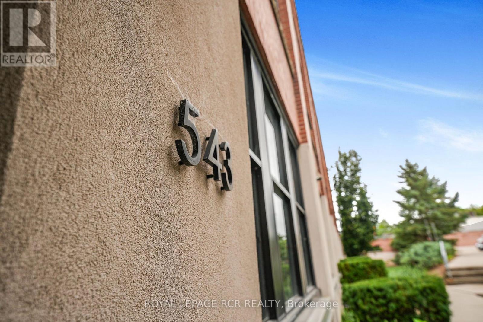 #207 543 TIMOTHY STREET - 3
