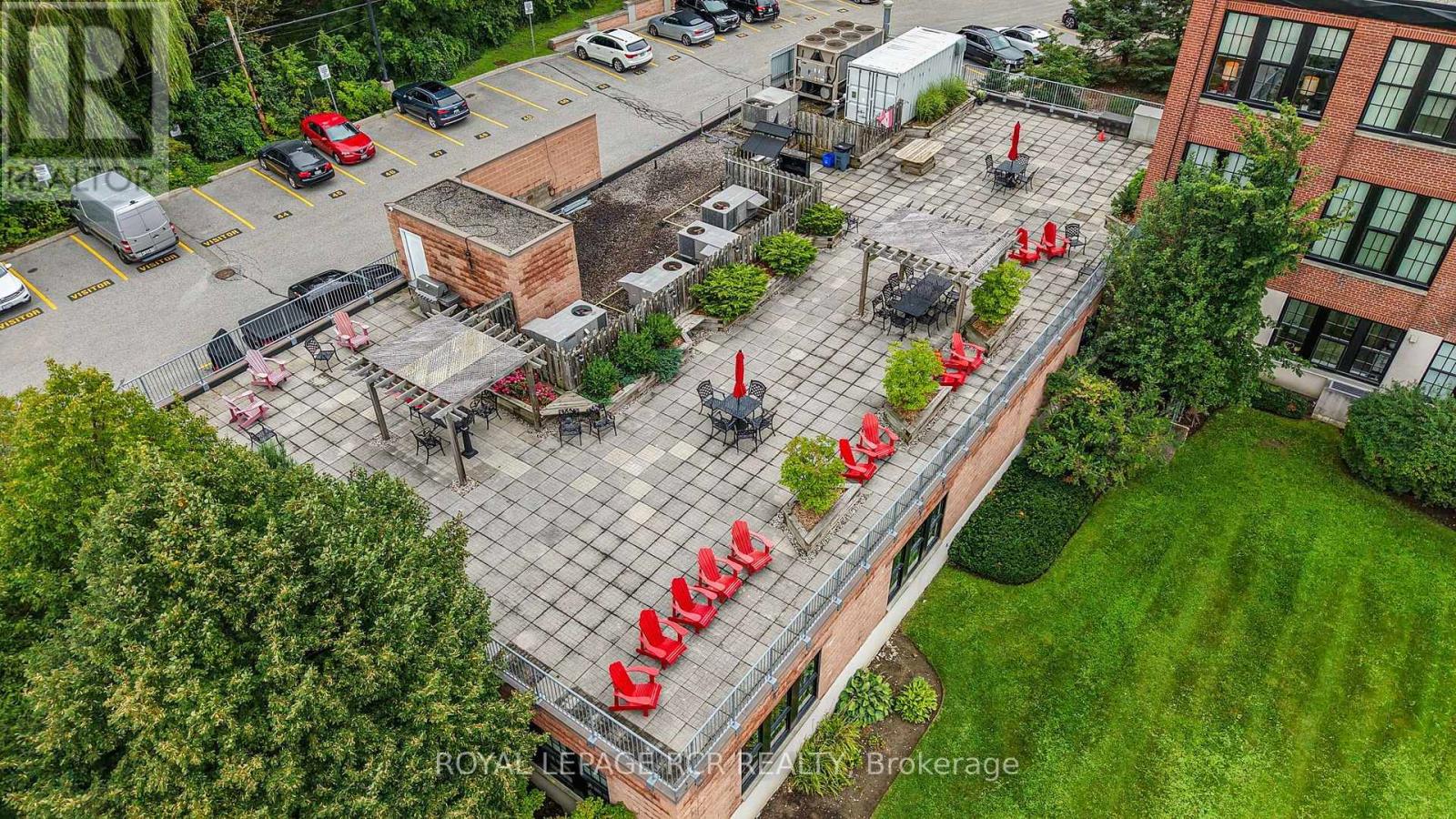 #207 543 TIMOTHY STREET - 33