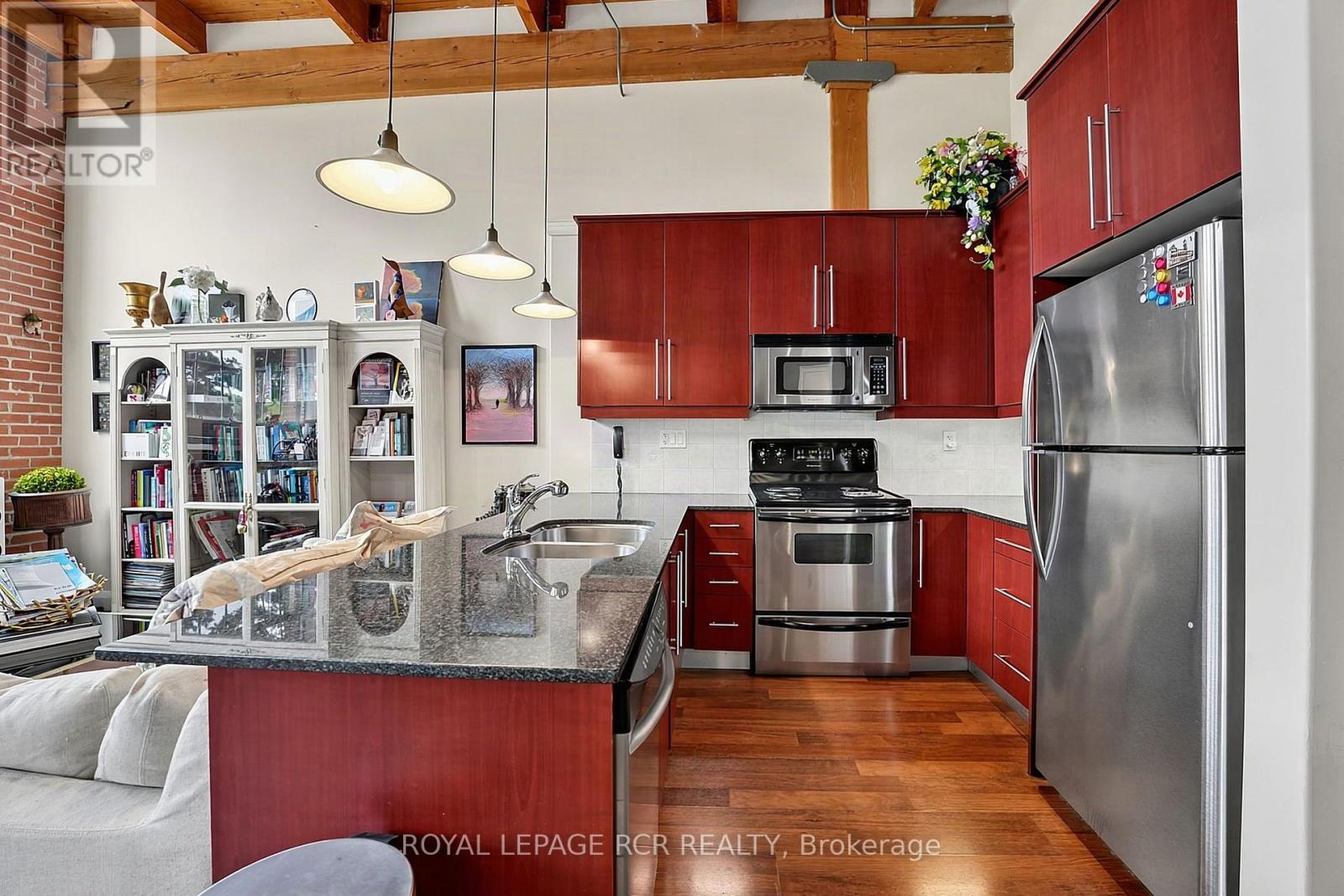 207 - 543 TIMOTHY STREET, Newmarket (Central Newmarket) — photo 6