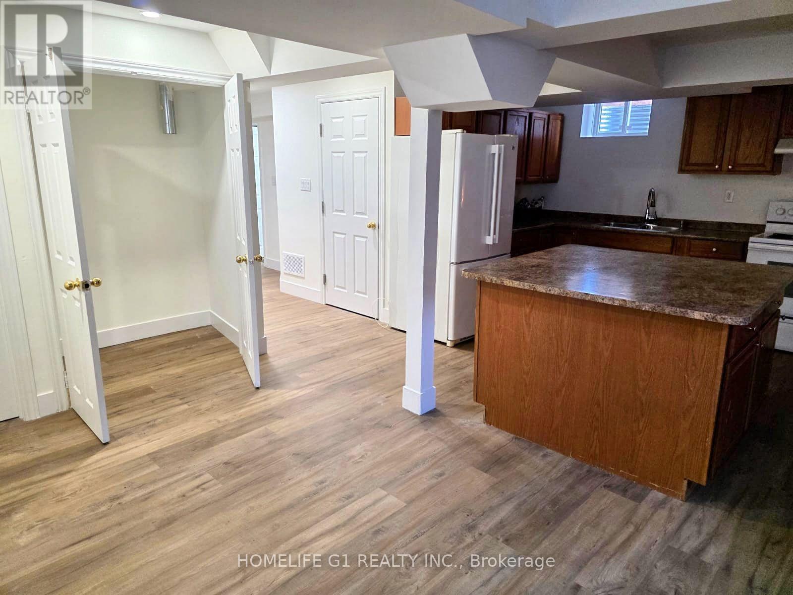 62 DEWSIDE DRIVE - 28